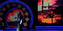 Gita Gutawa Jalani Separuh Puasa di Inggris