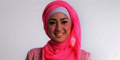 Rancangan Cantik Monika Jufry
