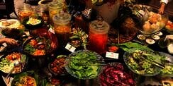 10 Kombinasi Makanan yang Harus Dihindari Saat Berbuka