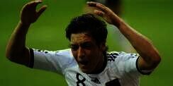 Mesut Ozil, Atlet Muslim Senilai Rp 1 Triliun