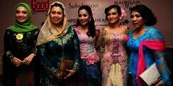 Cara Donasi `Pray for Gaza` ala Desainer Kondang