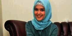 Si Cantik `Hello Kitty` Saat Berhijab