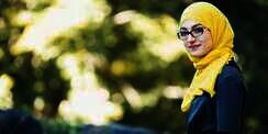Tertarik Cara Berpakaian Muslimah, Gadis Amerika Jadi Mualaf