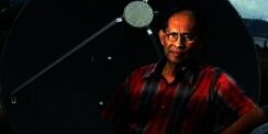 Ilmuwan: Manusia Berasal dari Luar Angkasa