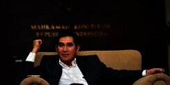Keluarga Religius Hakim Ganteng Hamdan Zoelva