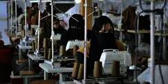 Perempuan Saudi Ramai-ramai Berhenti Kerja
