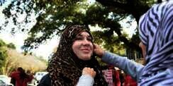 Ditantang Berhijab, Begini Reaksi Mahasiswi di Amerika