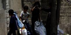 Bocah Pengemis Ini Seorang Penyair Ulung