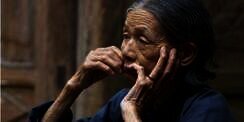 Nenek Pemungut Daun, Bershalawat di Setiap Lembar Daun
