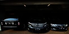Barisan Mobil Mewah Anggota DPR Terpilih