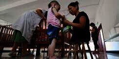 Kasih Sayang `Ibu Bangku` Sepanjang Jalan