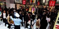 Kisah Tukang Baju Kaki Lima Menghentak Dunia