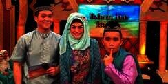 Nikita Mirzani Berhijab, Makin Cantik?