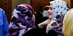 Swiss Tolak Larangan Memakai Hijab