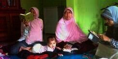 `Bunda Ria, Ibu 13 Anak Calon Bidadari Surga`