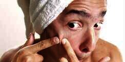 Awas! Sering Cuci Muka Picu Timbulkan Jerawat