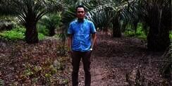 Petani Muda Ini Sukses Geluti Bisnis Herbisida