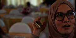 Cantiknya Seleb-seleb Berhijab Syar`i