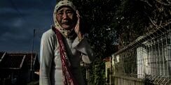 Nenek Misterius Berhati Dermawan 