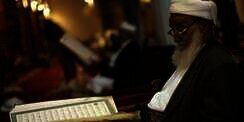 Ilmuwan Buktikan Manfaat Baca Alquran Bagi Kesehatan