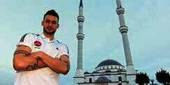 Pesepakbola Muda Jerman Peluk Islam