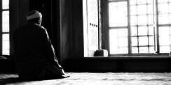 Pria Ini Wafat Saat Salat Berjamaah