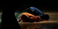 Rahasia Sujud dalam Salat