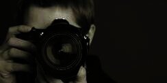Jepretan Menakjubkan Tuntun Fotografer Swedia Peluk Islam