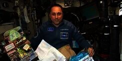Kosmonot Rusia Takjub Saat Potret Mekah dari Luar Angkasa