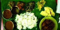 Manfaat Makan Beralaskan Daun Pisang