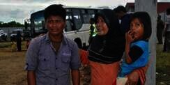 Tangis Warga Aceh untuk Rohingya: Kami Sayang Mereka