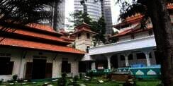Masjid Hidayatullah, Kesejukan di Antara Pencakar Langit