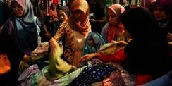  Mix and Match Busana Lebaran Agar Terlihat Ramping