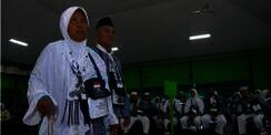 Jemaah Haji Asal Surabaya Meninggal di Atas Pesawat