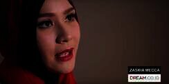 Mereka Yang Ingin Diajak Zaskia Mecca Untuk Berhijab