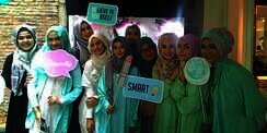 Berbagi Cerita, Cara Seru Muslimah Jalin Silaturahmi 