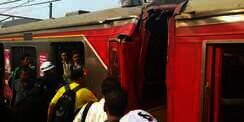 Detik-detik Usai Tubrukan Dua KRL di Stasiun Juanda