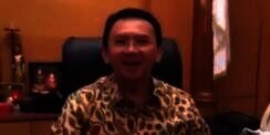 Gubernur Ahok Latah Ikutan Dubsmash