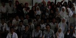 Keseruan Finalis Dauky Dream Girls 2015 Mengunjungi SMK Itaco