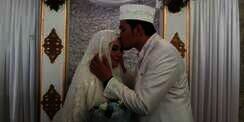 Romantisme Pernikahan Artis `Ketika Cinta Bertasbih`