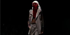 Cadar di Atas Catwalk