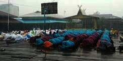 Mengharap Hujan, Besok Pagi Digelar Salat Istisqa Akbar