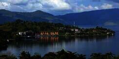 Danau Toba Tercemar