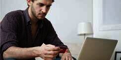 Asia `Booming` Galang Dana Syariah