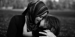 Apa Hukumnya Perayaan Hari Ibu Dalam Islam?