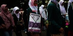Heboh Kampanye Hijabers `Buang Konde`