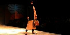 `Warnatasku` Bawa Batik Tulis dan Tenun Mendunia