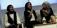 Trio Hijabers, Teman yang Baik Mengingatkan Dunia-Akhirat