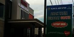 Allahu Akbar, Klinik Ini Gratiskan Anak Yatim Berobat