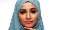 Padukan Warna Lipstik Matte dengan Outfit via #ShowYourMatte